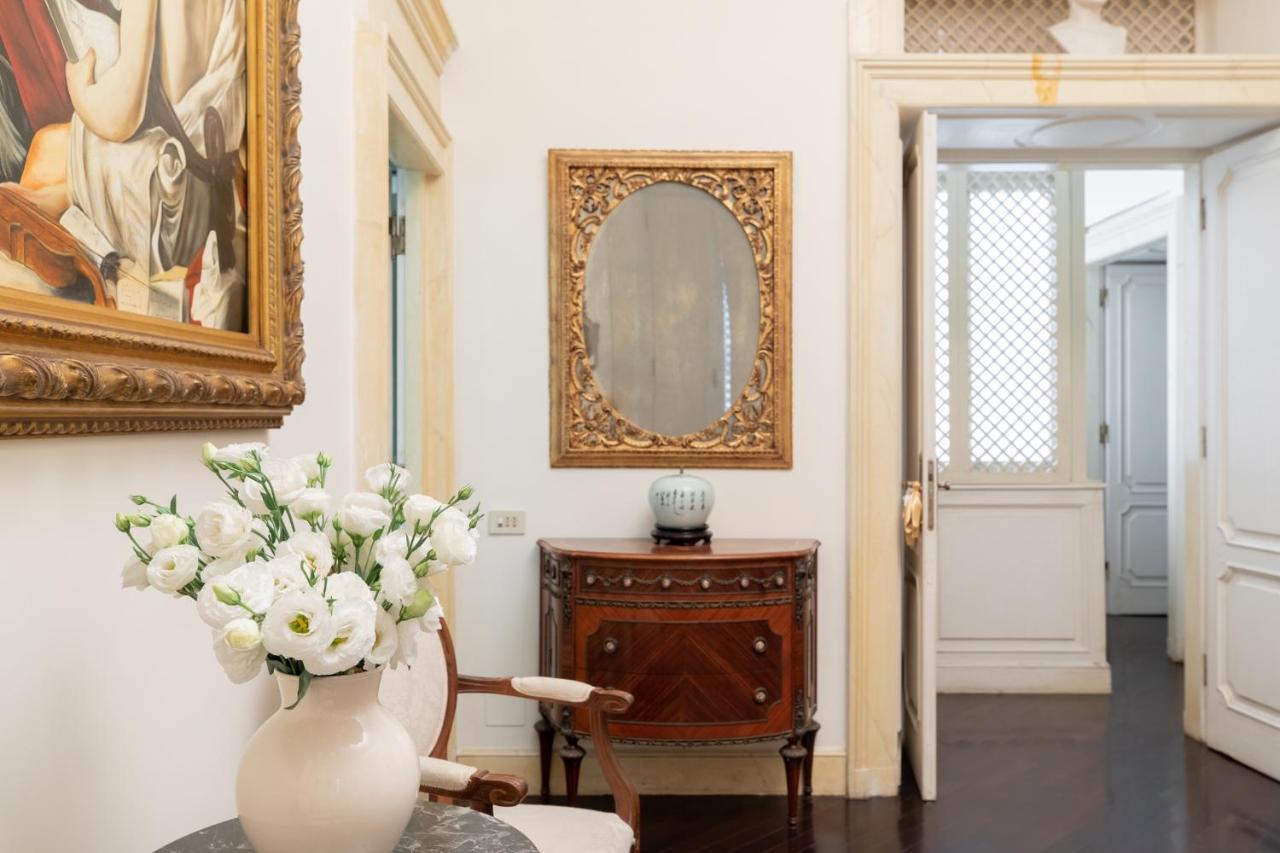 Iflat Spanish Steps Luxury And Historical Apt Apartment Rome Exterior photo